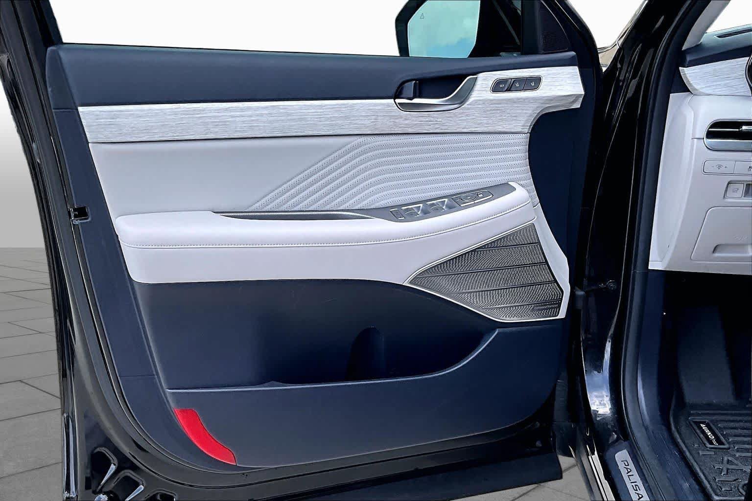 Used 2024 Hyundai Palisade Calligraphy FWD image 20
