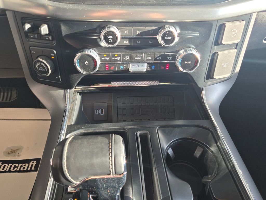 Used 2023 Ford F150 Lariat w/ Equipment Group 502A High image 20