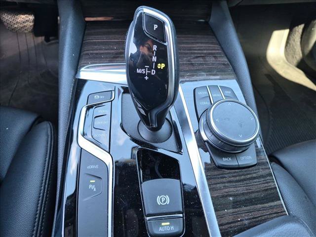 Used 2019 BMW 530e RWD image 10