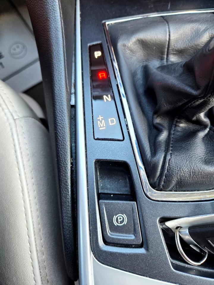 Used 2013 Cadillac SRX Luxury image 26