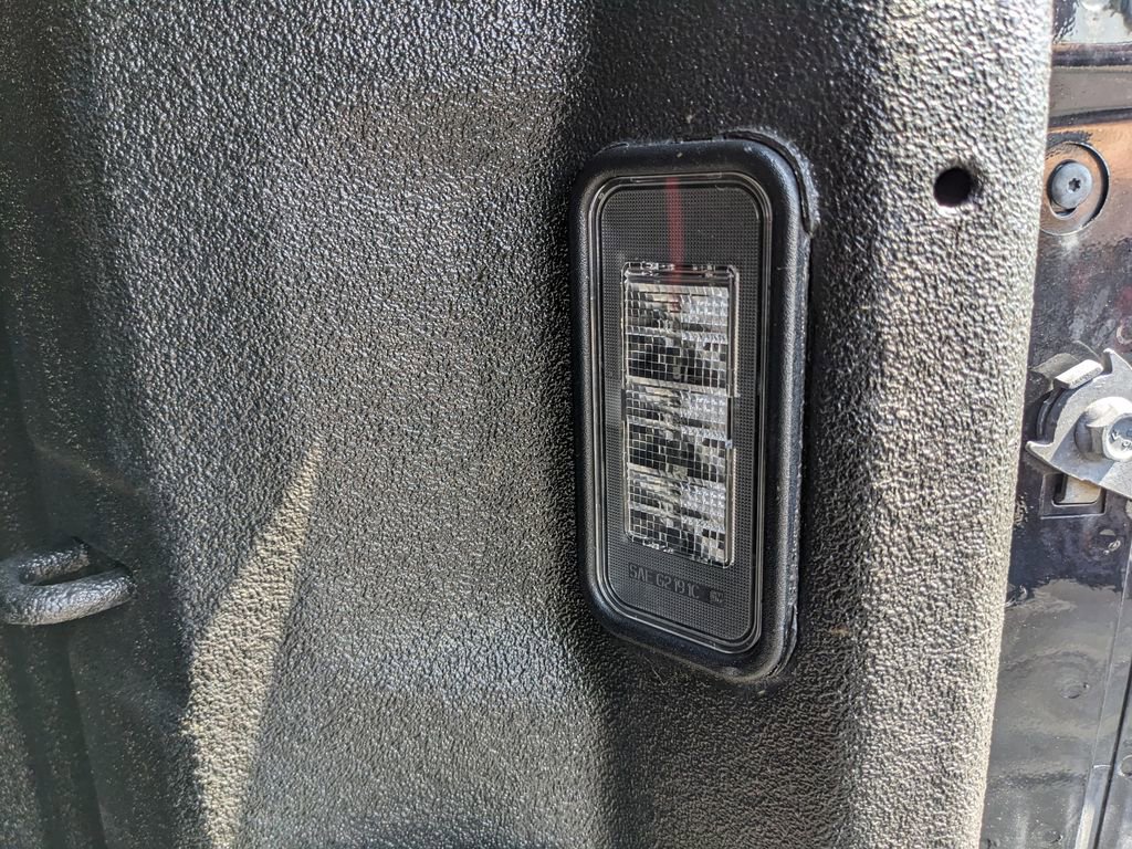 Used 2022 GMC Sierra 1500 SLT w/ SLT Convenience Package AWD/4WD image 27