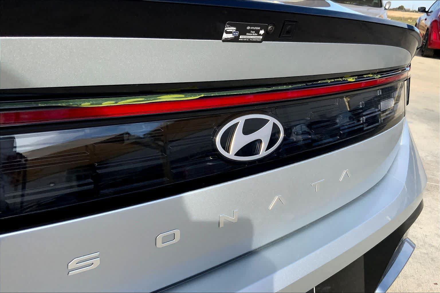 New 2026 Hyundai Sonata SEL FWD image 15