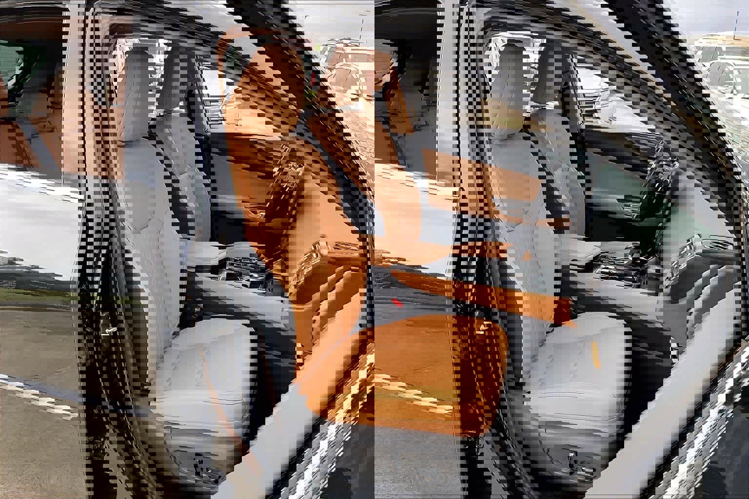 Used 2025 Lexus NX 250 FWD w/ Cold Area Package image 8