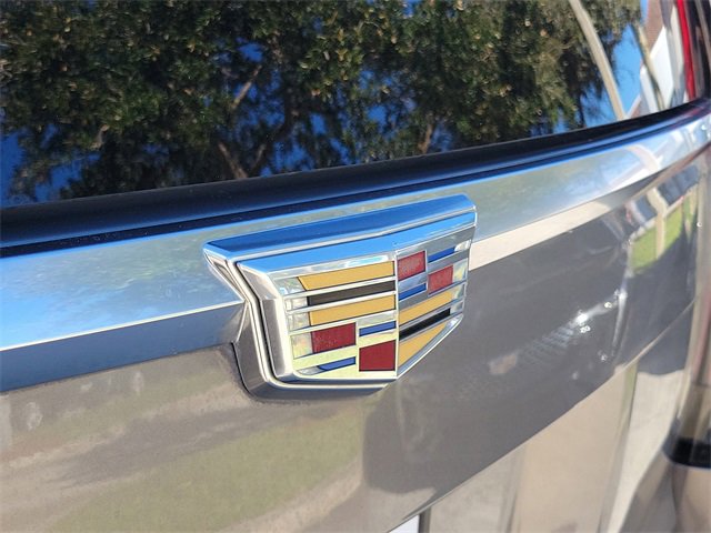 Used 2017 Cadillac Escalade Luxury image 8