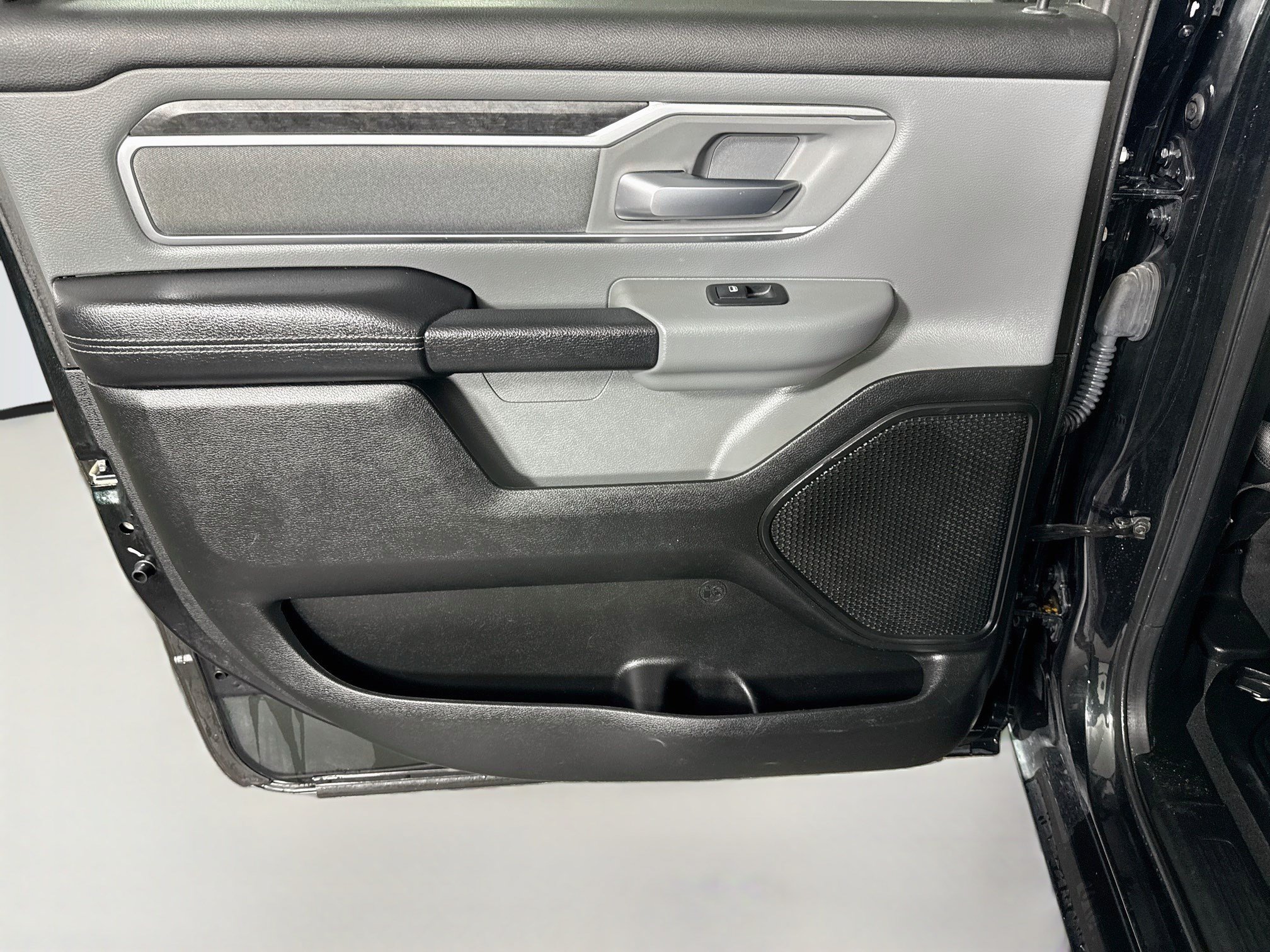 Used 2019 RAM 1500 Big Horn RWD image 26