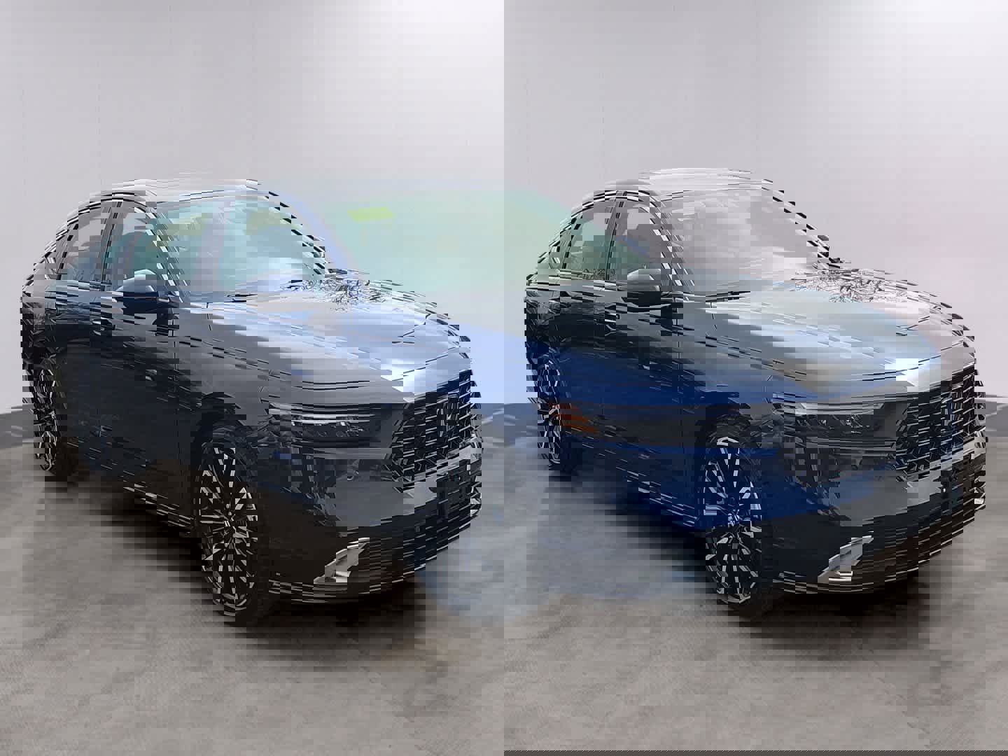 Used 2024 Honda Accord Touring image 3