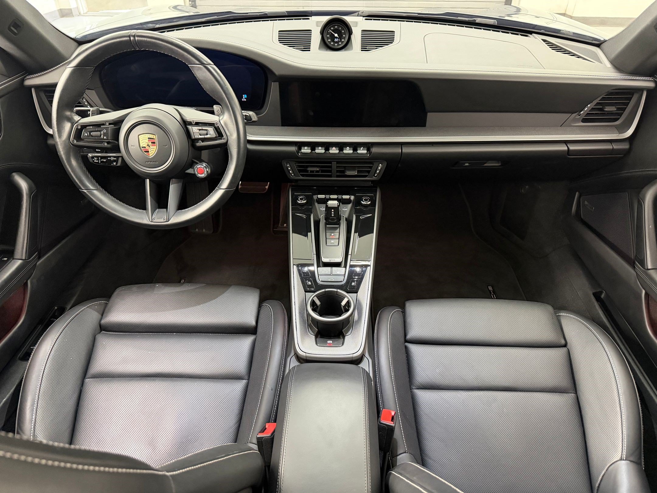 Certified 2025 Porsche 911 Carrera RWD image 16