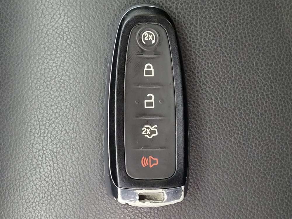 Used 2014 Ford Escape Titanium FWD image 32