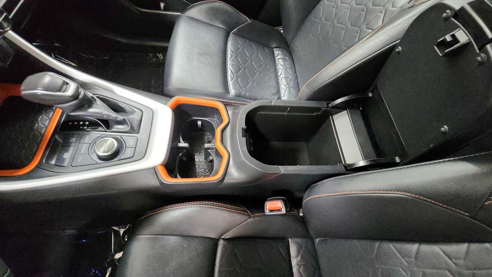 Used 2024 Toyota RAV4 Adventure AWD/4WD image 23