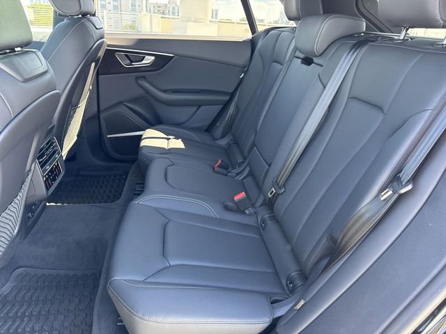 Used 2025 Audi Q8 Premium Plus AWD/4WD image 23