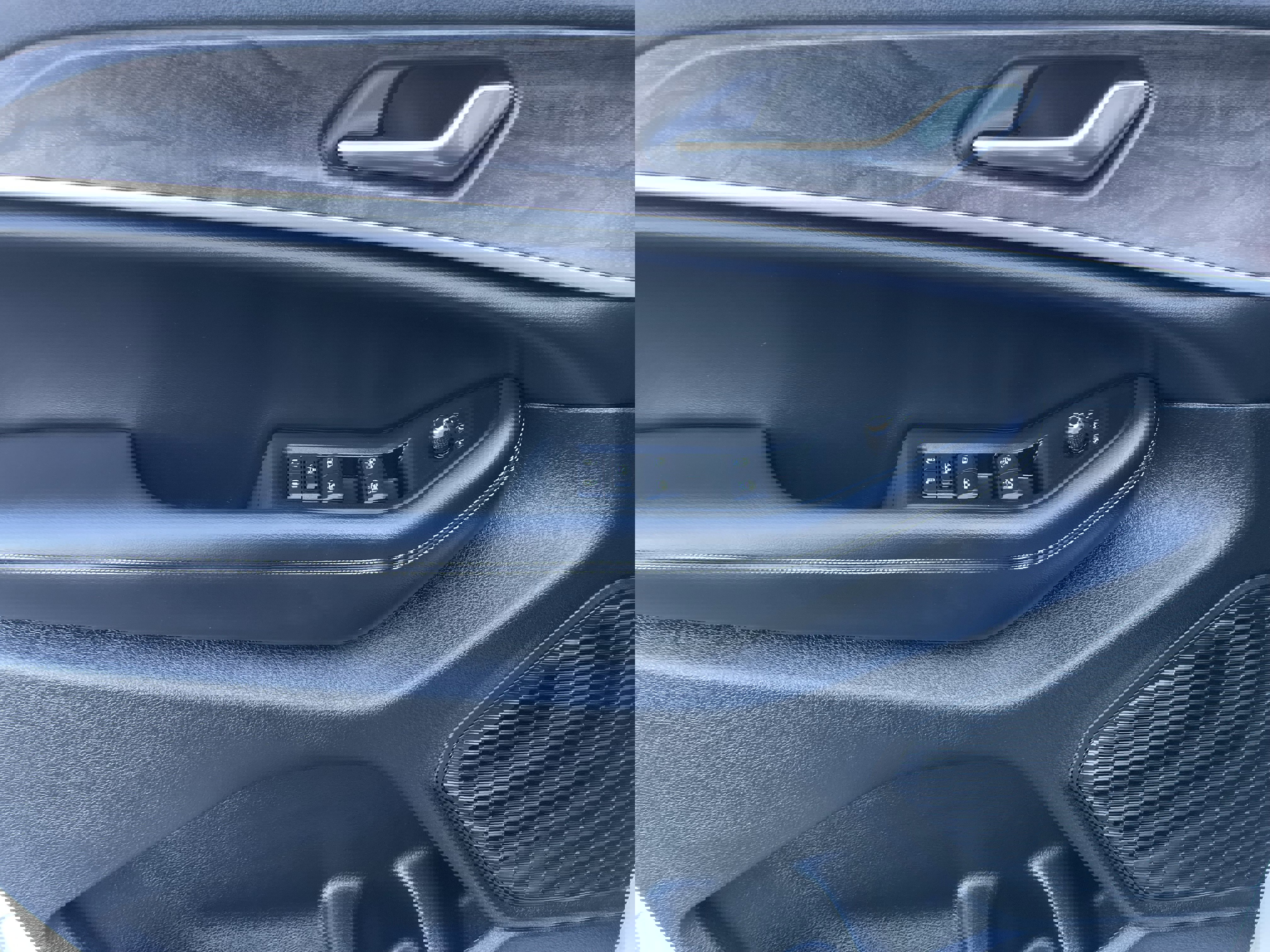 New 2026 Jeep Grand Cherokee Altitude image 15