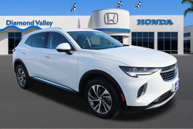 Used 2023 Buick Envision Essence image 1