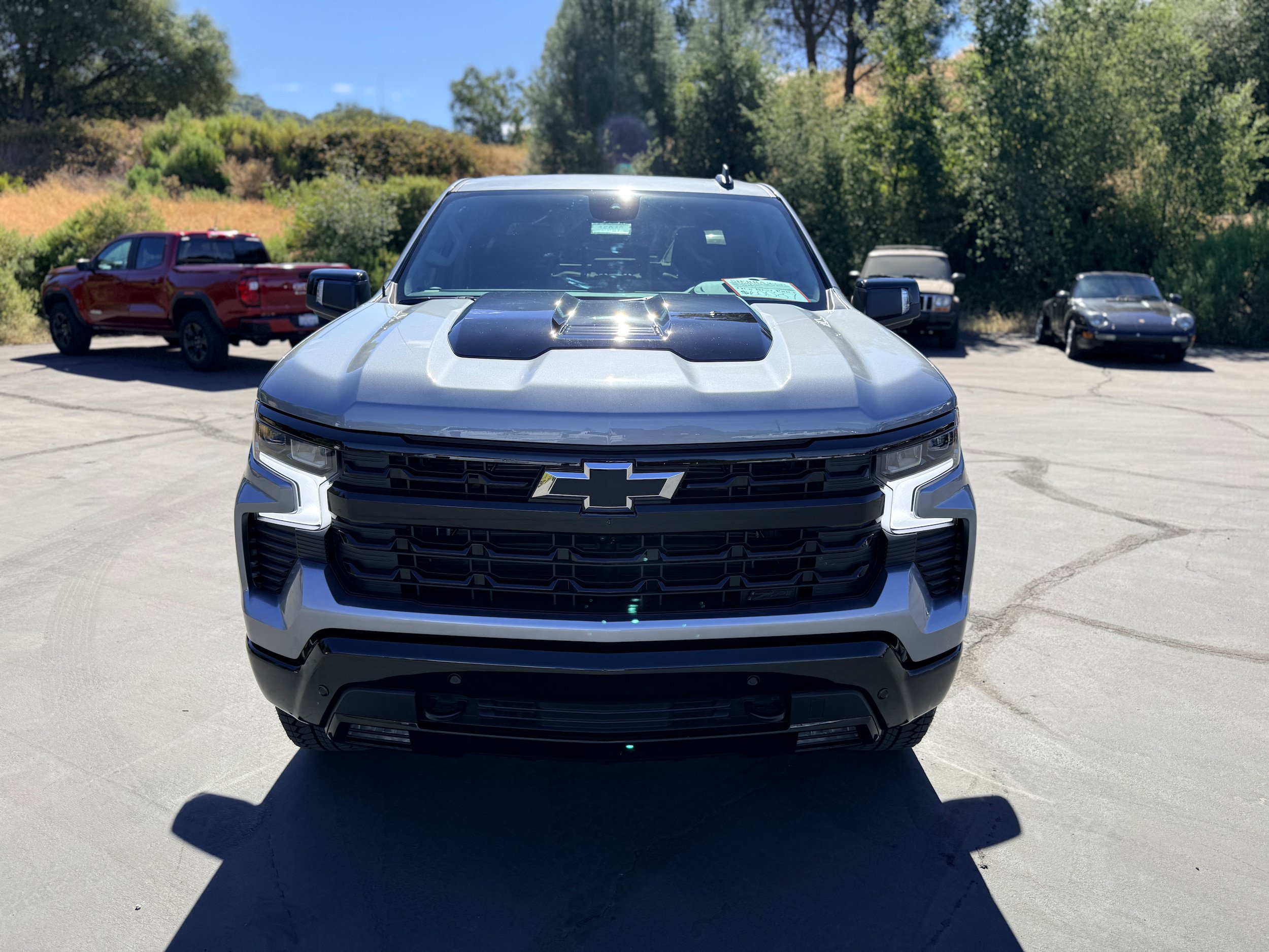 New 2026 Chevrolet Silverado 1500 LT Trail Boss w/ LT Trail Boss Premium Package AWD/4WD image 2
