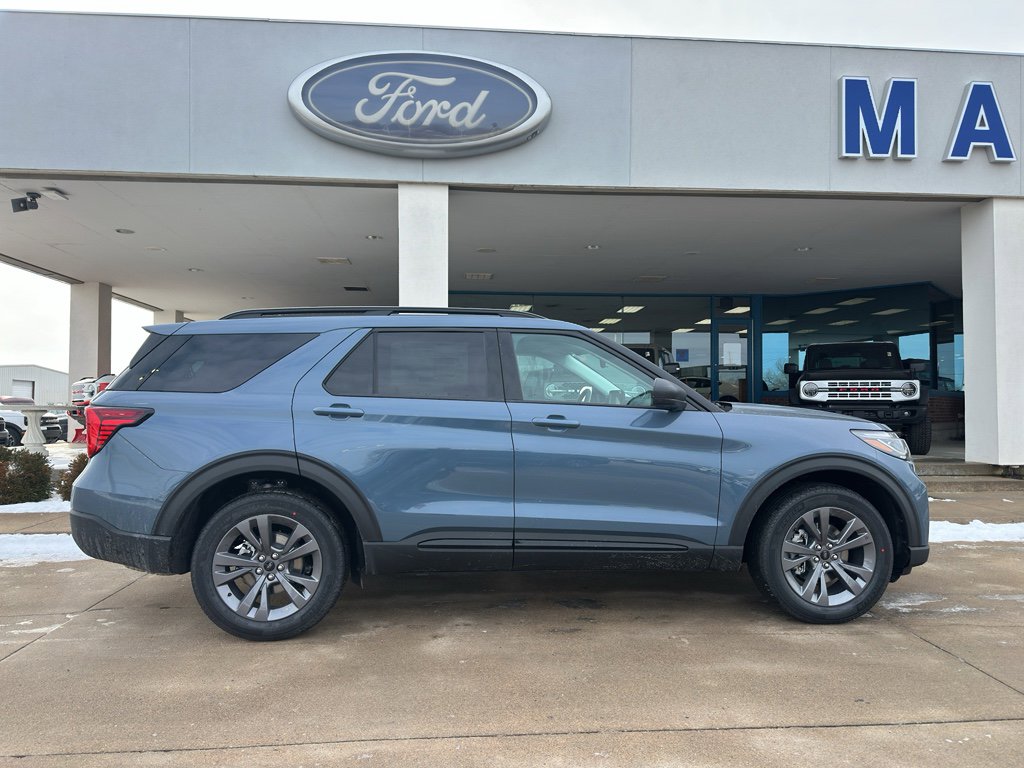 New 2026 Ford Explorer Active w/ Active Comfort Package image 7