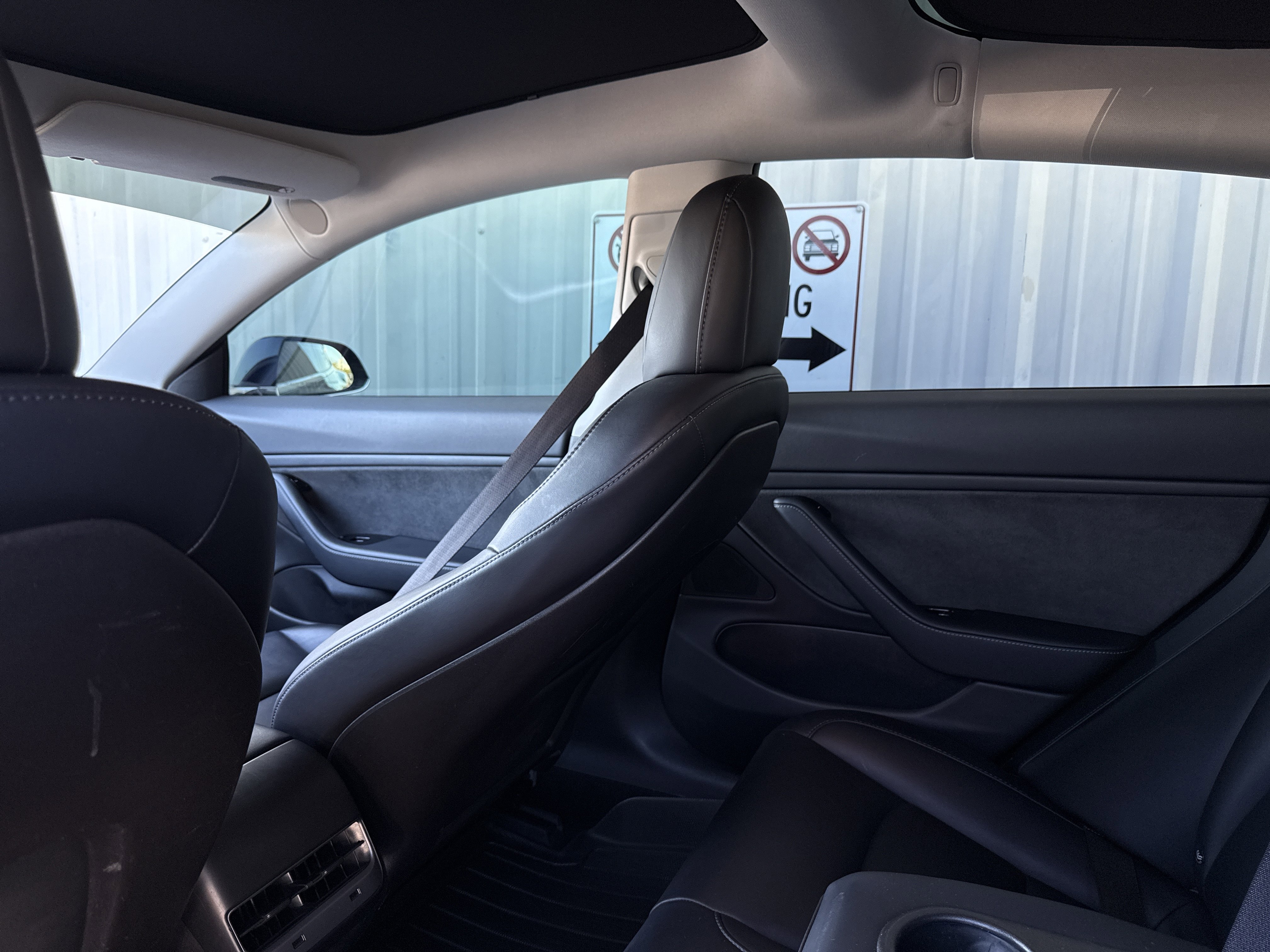 Used 2018 Tesla Model 3 Long Range image 35