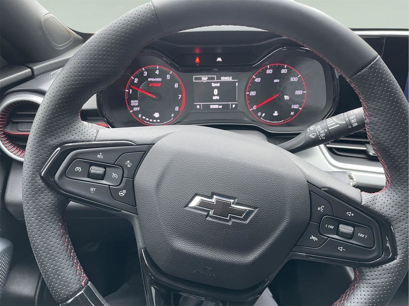 Used 2024 Chevrolet Trax RS w/ Driver Confidence Package FWD image 26