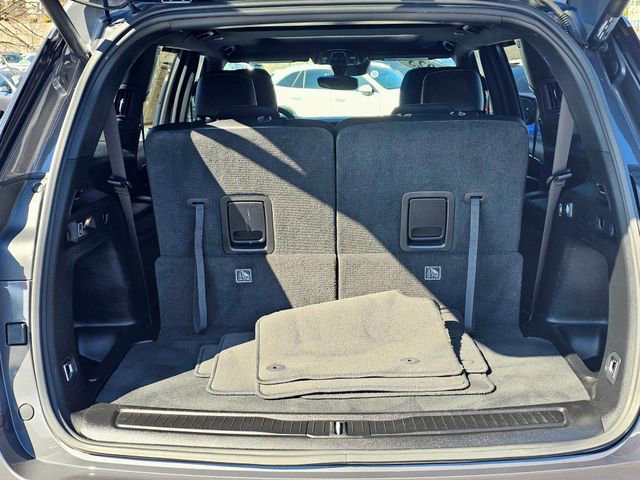 Used 2023 Jeep Grand Cherokee L Altitude image 11