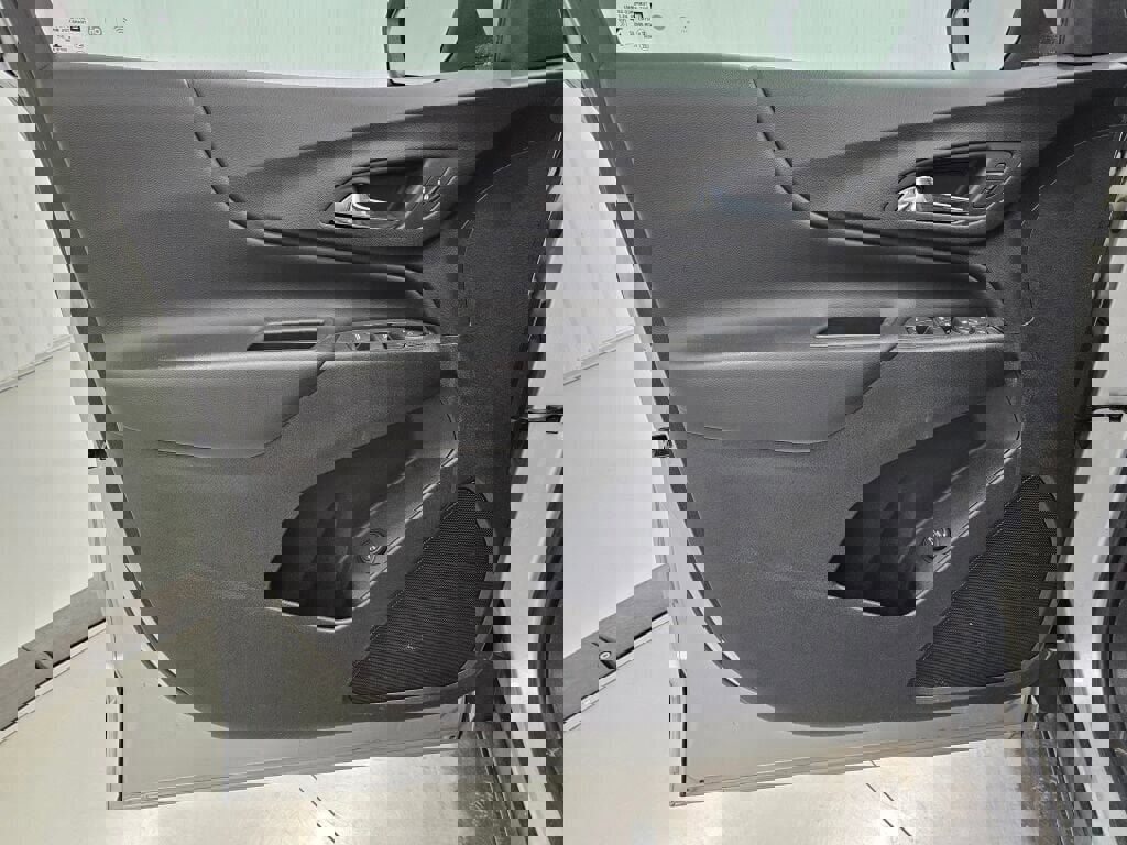 Used 2022 Chevrolet Equinox LT image 37