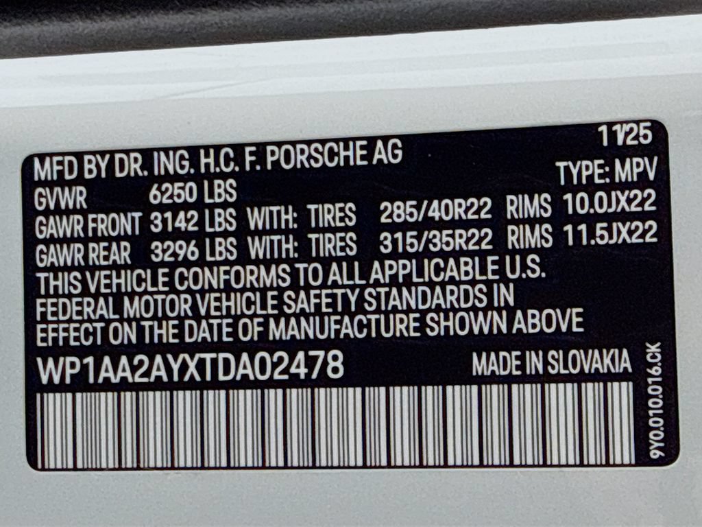 New 2026 Porsche Cayenne AWD/4WD image 37