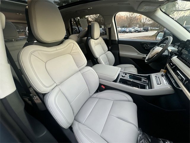 New 2026 Lincoln Aviator Reserve image 27