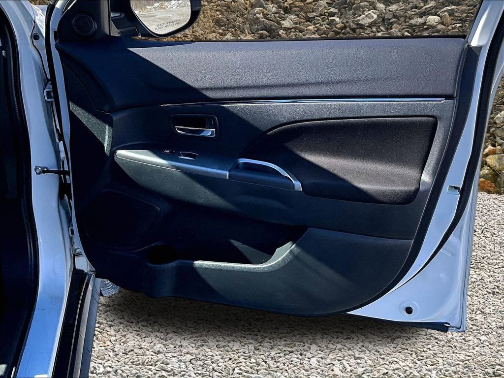 Used 2019 Mitsubishi Outlander Sport LE image 18