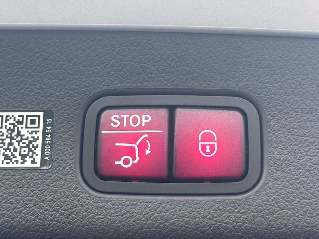 Certified 2024 Mercedes-Benz GLC 300 4MATIC image 32