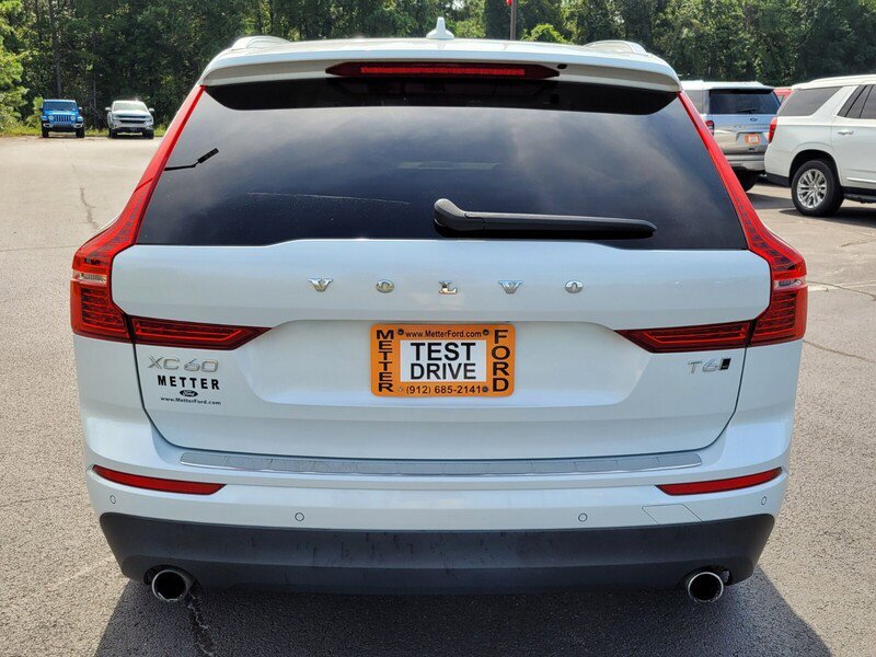 Used 2020 Volvo XC60 T6 Momentum w/ Protection Package image 8