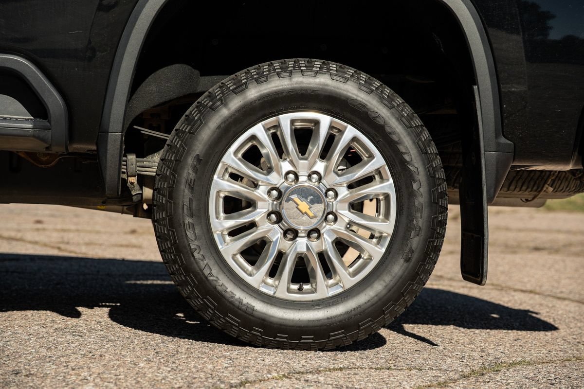 Used 2021 Chevrolet Silverado 3500 High Country w/ Z71 Off-Road Package AWD/4WD image 12