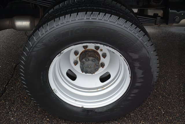 Used 2020 Ford F350 XL w/ Power Equipment Group image 36