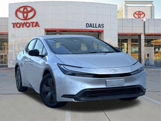 Used 2025 Toyota Prius LE