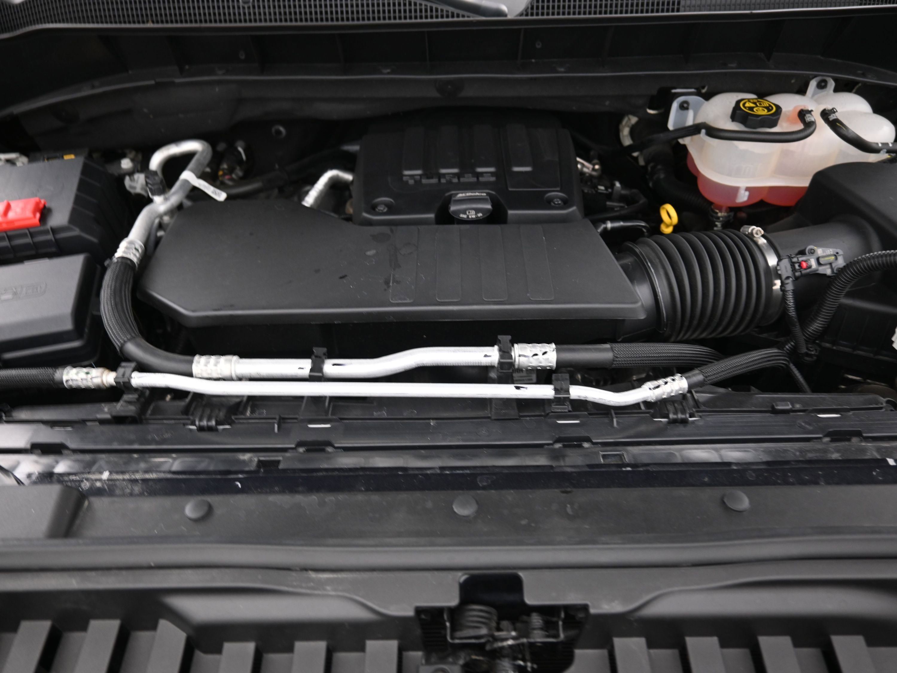 Used 2024 Chevrolet Silverado 1500 LT image 18