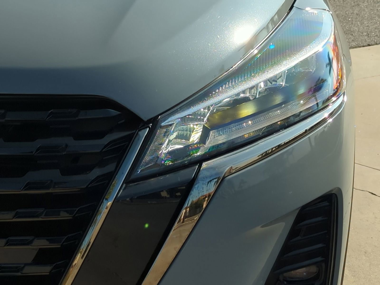 Used 2023 Nissan Kicks SR w/ SR Premium Package image 10