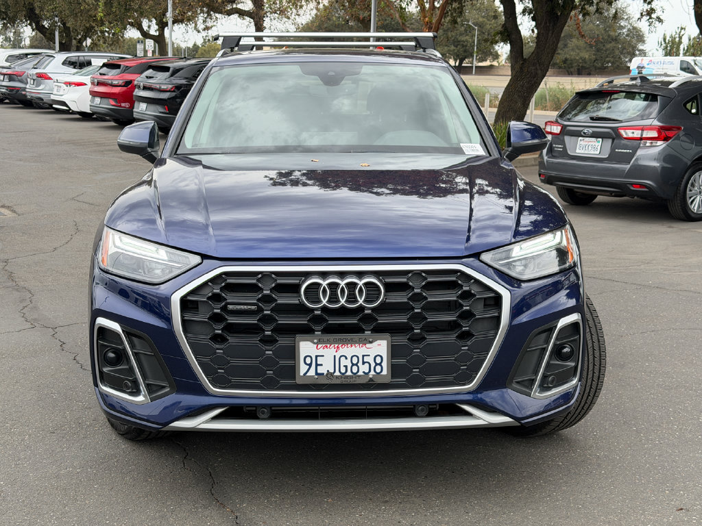 Used 2023 Audi Q5 2.0T Premium w/ Convenience Package AWD/4WD image 4