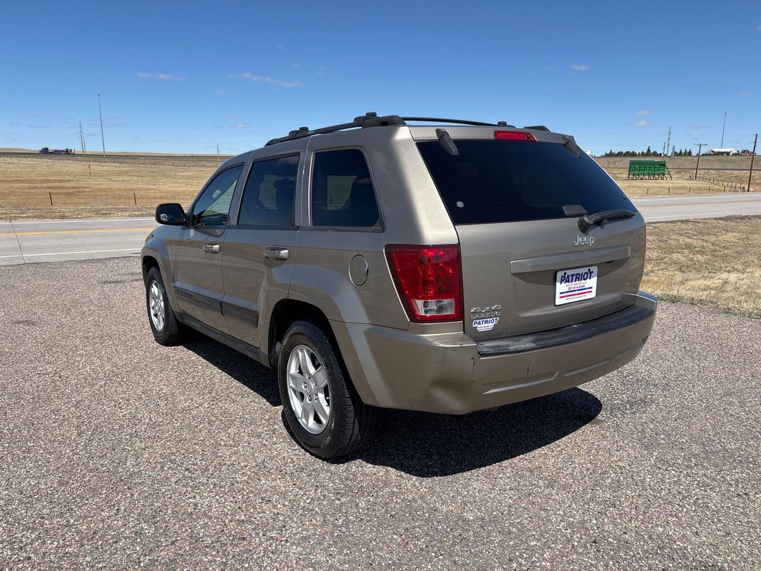 Used 2006 Jeep Grand Cherokee Laredo image 3