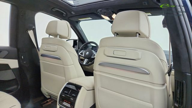 Used 2026 BMW X7 M60i AWD/4WD image 25