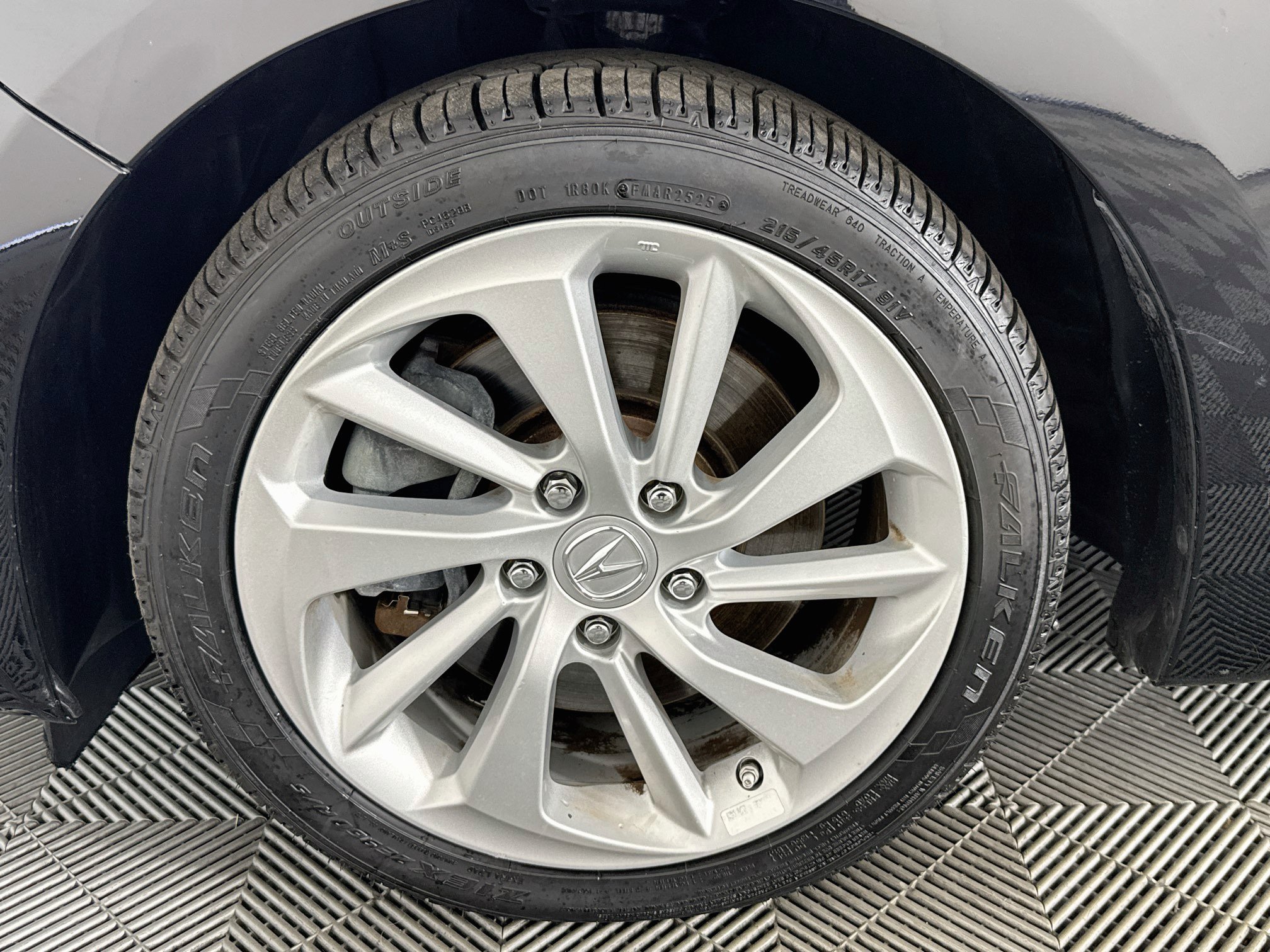 Used 2017 Acura ILX FWD image 36