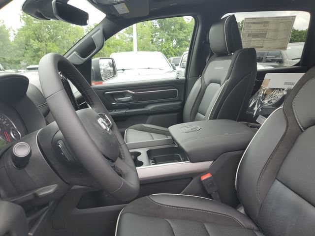 New 2026 RAM 1500 Laramie w/ Sport Appearance Package AWD/4WD image 17