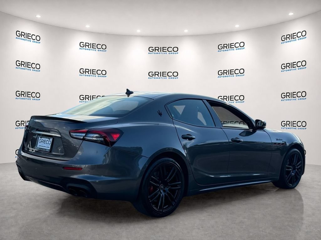 Used 2022 Maserati Ghibli Modena RWD image 7