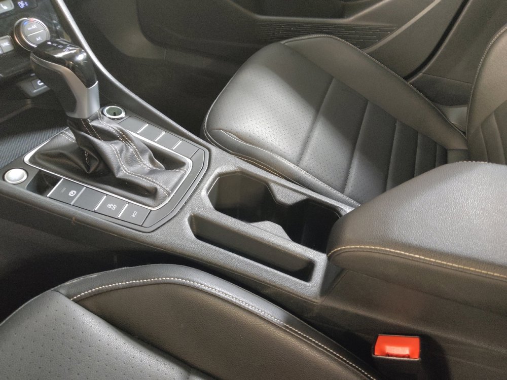 Used 2024 Volkswagen Jetta SE image 26