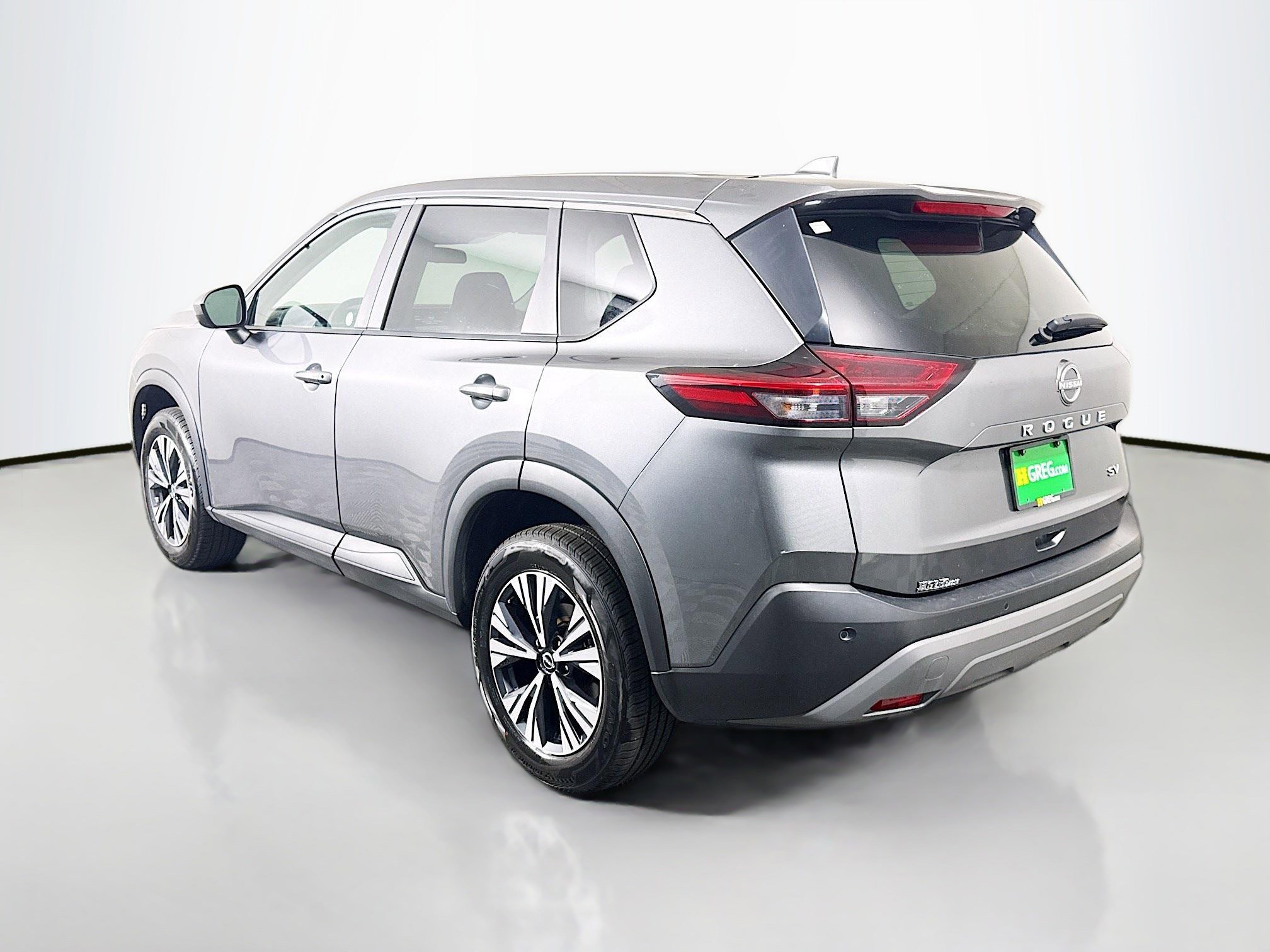 Used 2023 Nissan Rogue SV image 7