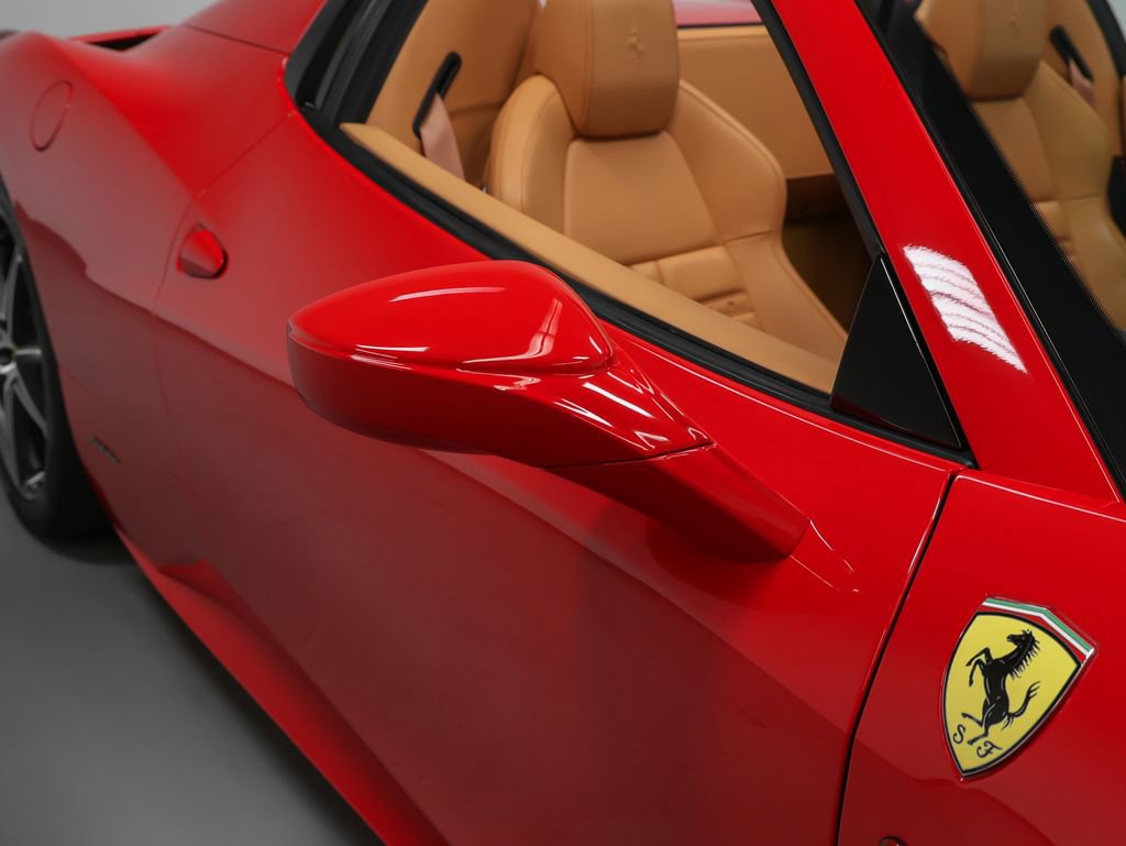 Certified 2013 Ferrari 458 Spider RWD image 12