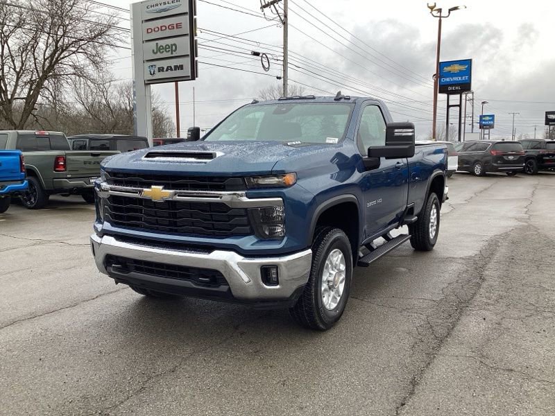 New 2026 Chevrolet Silverado 3500 LT w/ Convenience Package image 3
