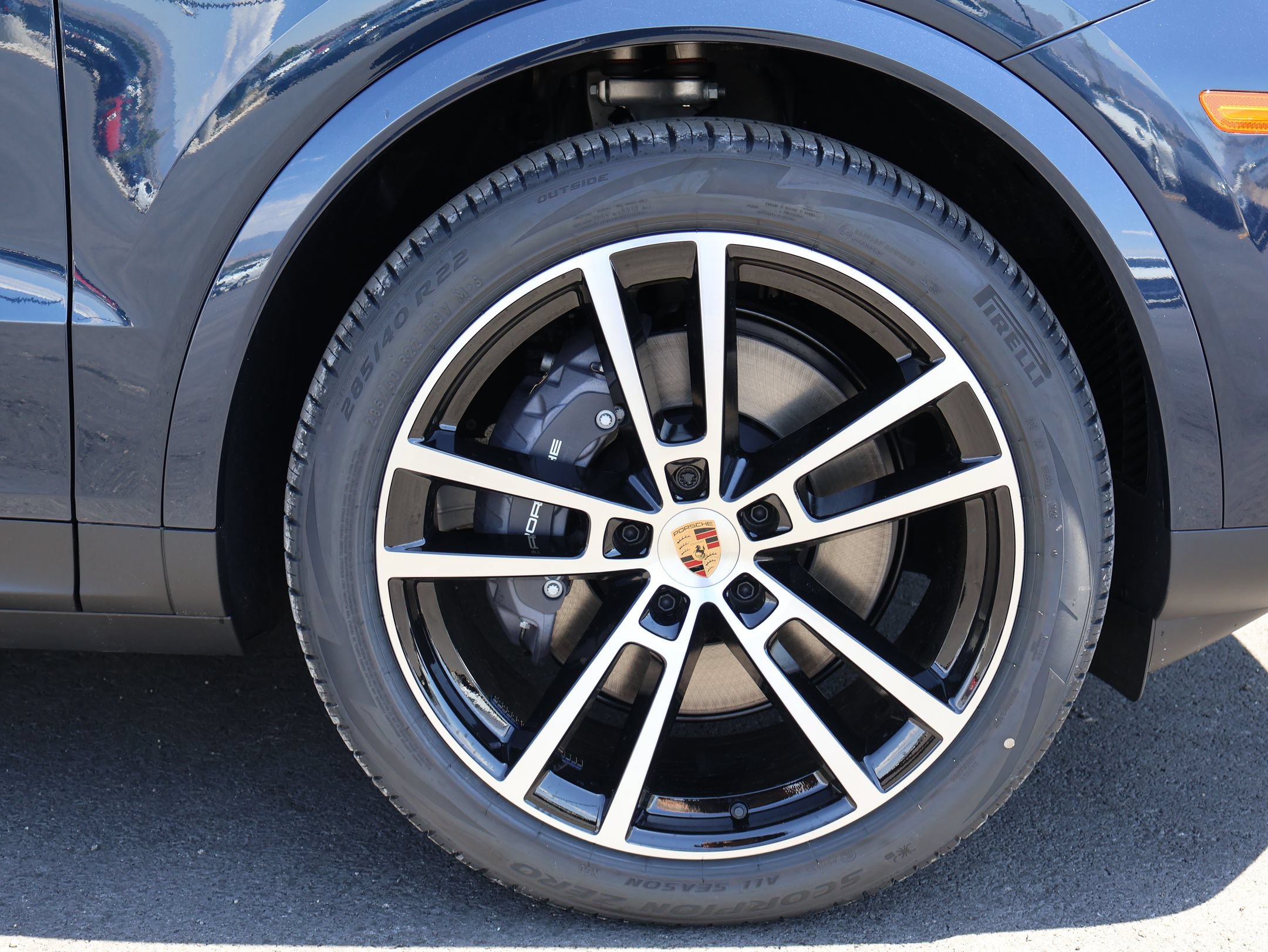 New 2026 Porsche Cayenne Coupe AWD/4WD image 27