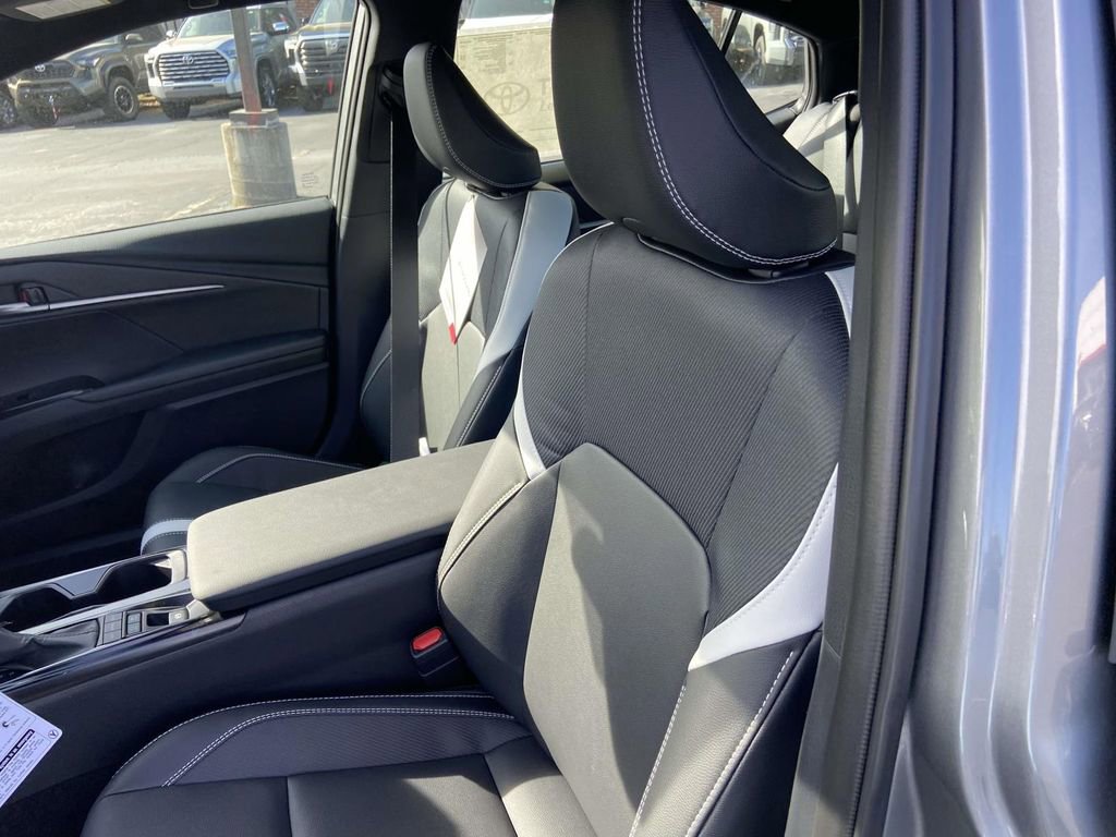 New 2026 Toyota Camry SE FWD image 18