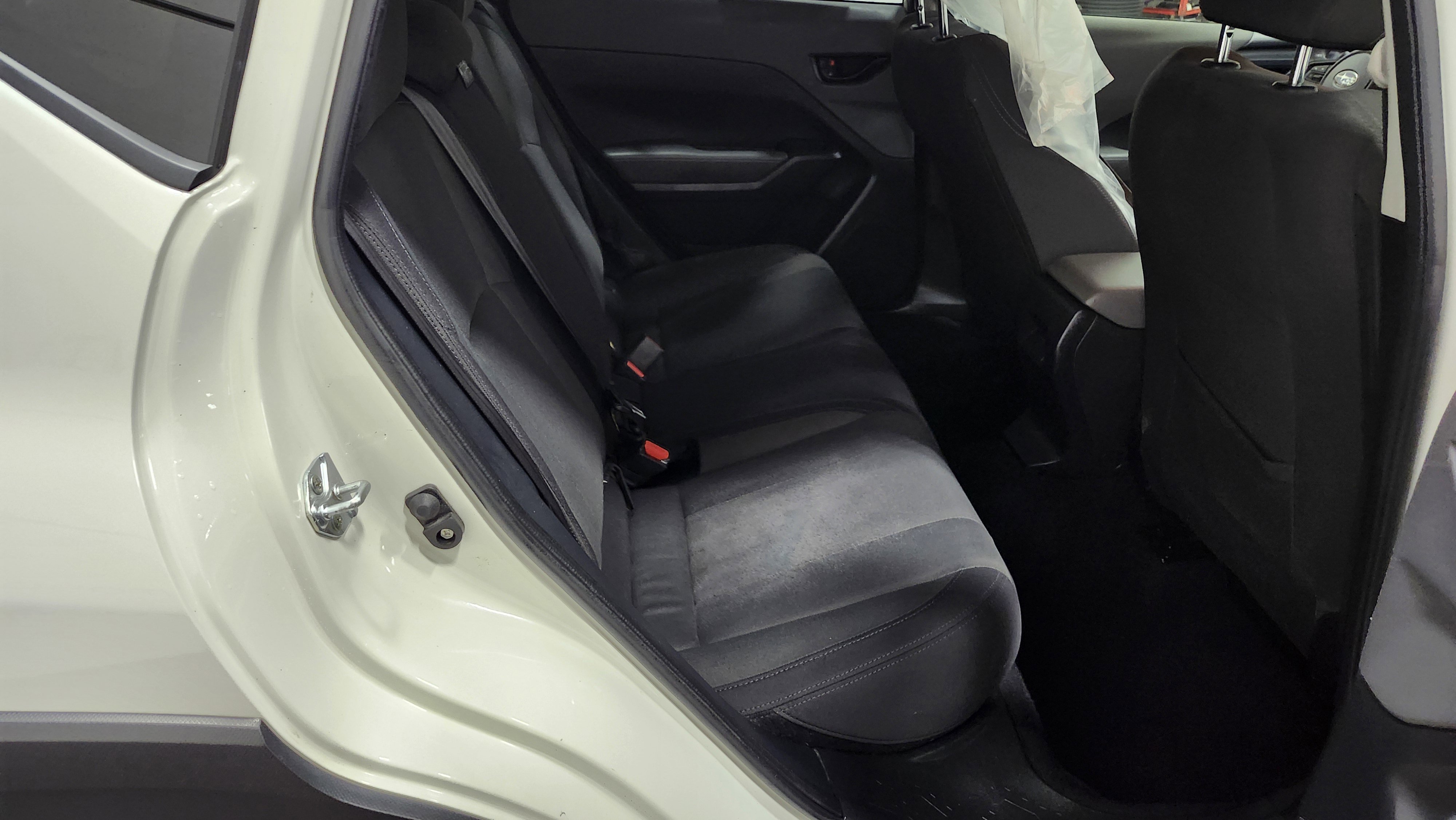 Used 2024 Subaru Crosstrek 2.0i image 17