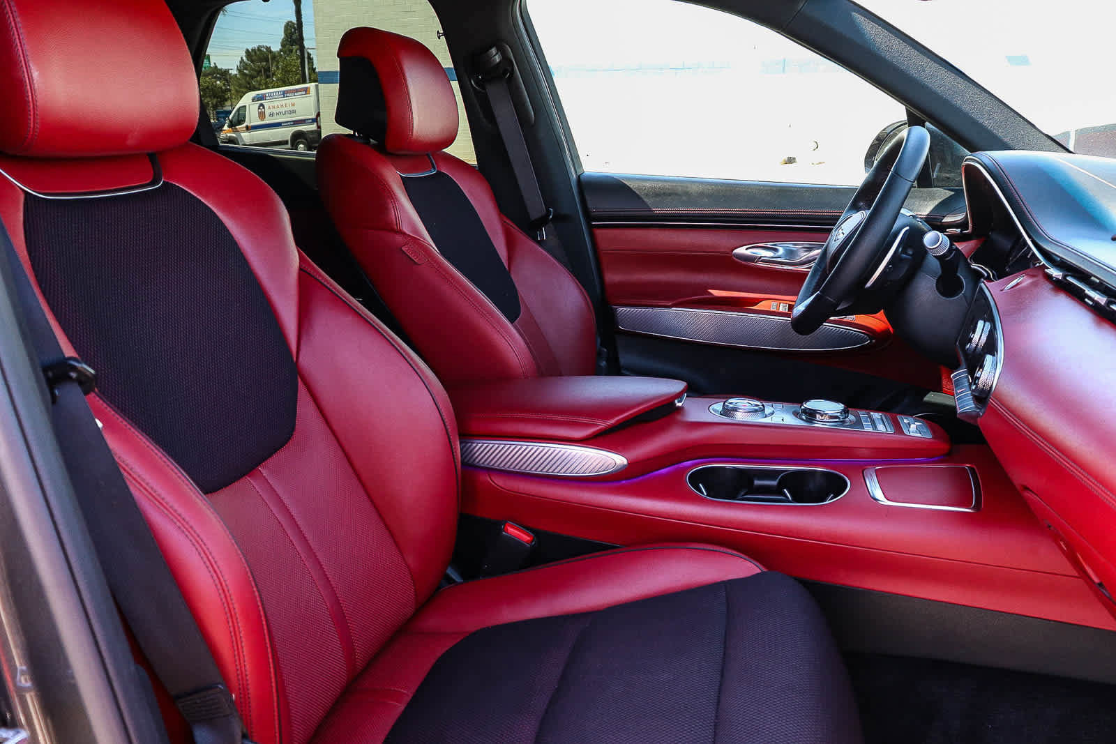 Used 2023 Genesis GV70 2.5T w/ Sport Prestige Package image 25