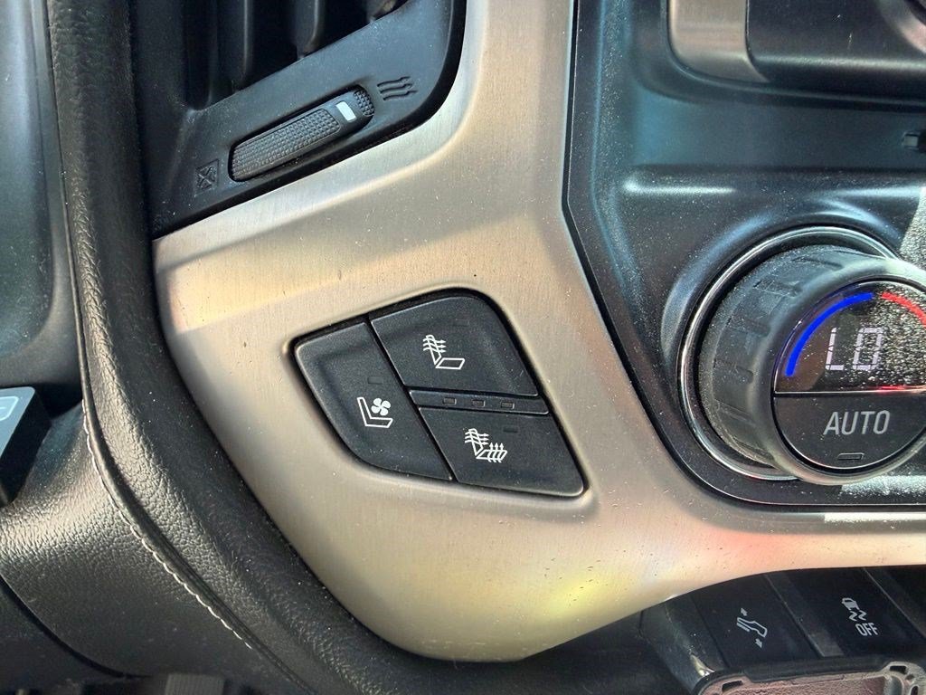 Used 2018 GMC Sierra 3500 Denali w/ Duramax Plus Package AWD/4WD image 19