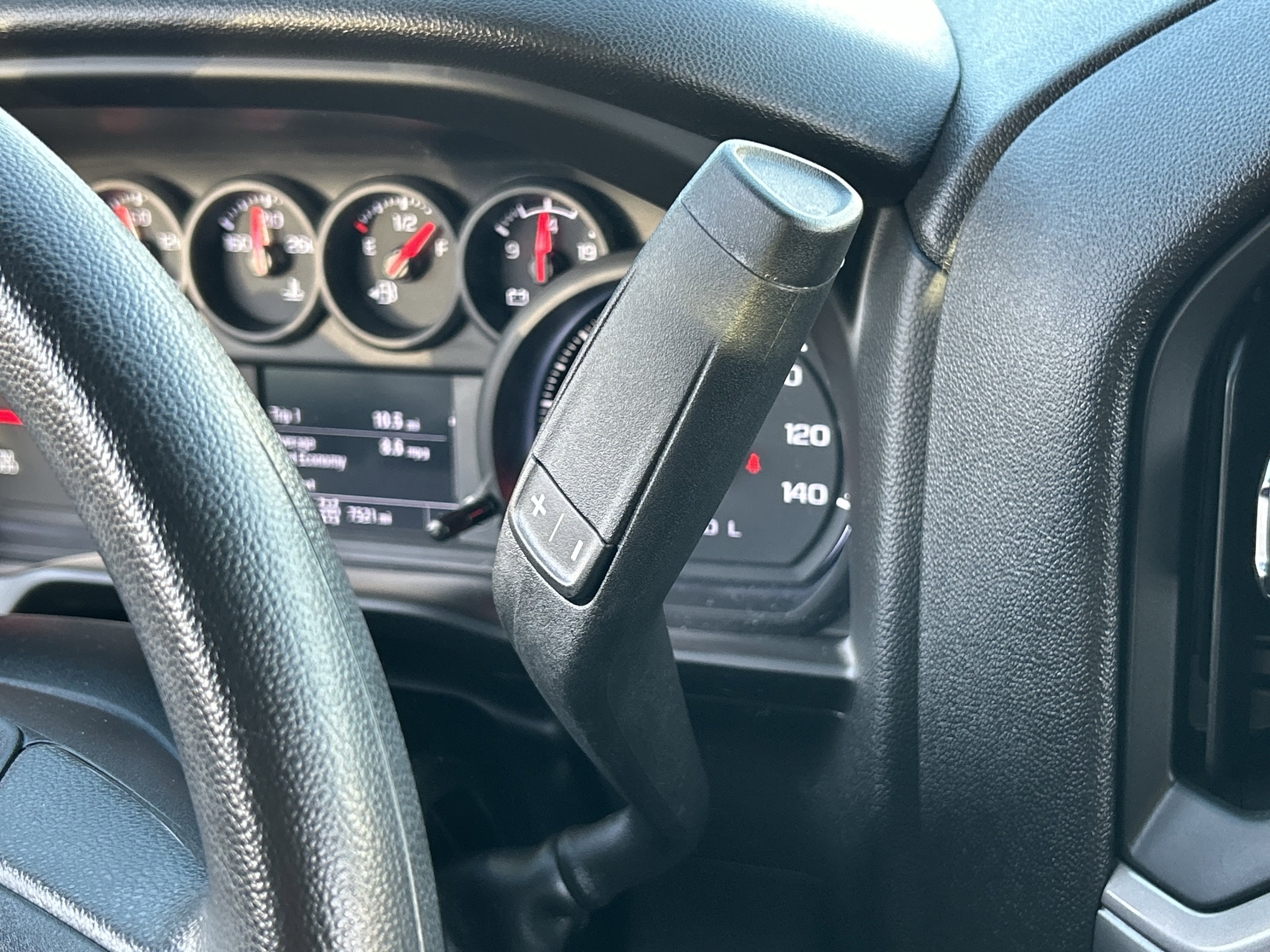 Used 2025 Chevrolet Silverado 2500 Custom w/ Custom Convenience Package AWD/4WD image 27