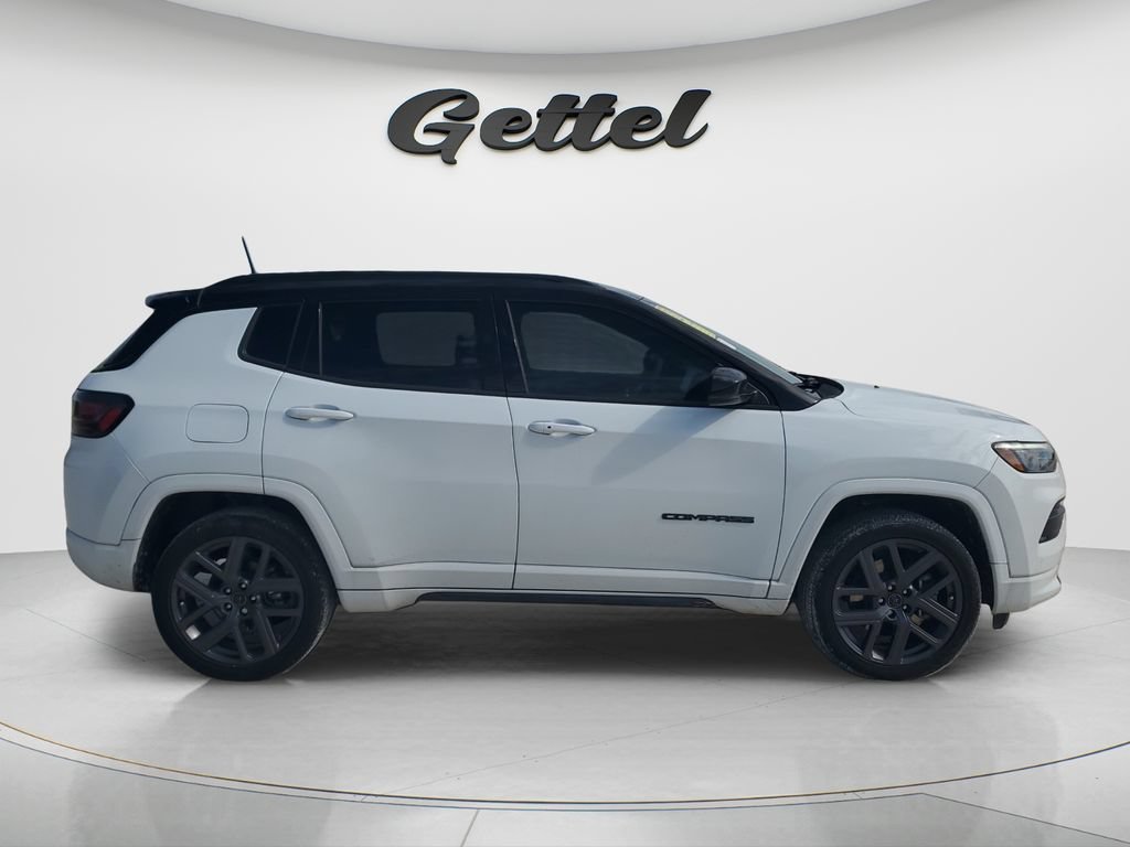 Used 2025 Jeep Compass Limited w/ High Altitude Package AWD/4WD image 11