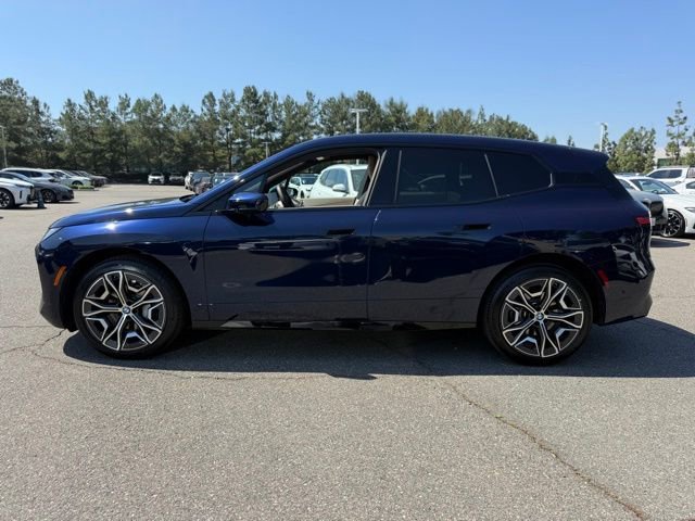 Used 2026 BMW iX xDrive45 w/ Premium Package image 13